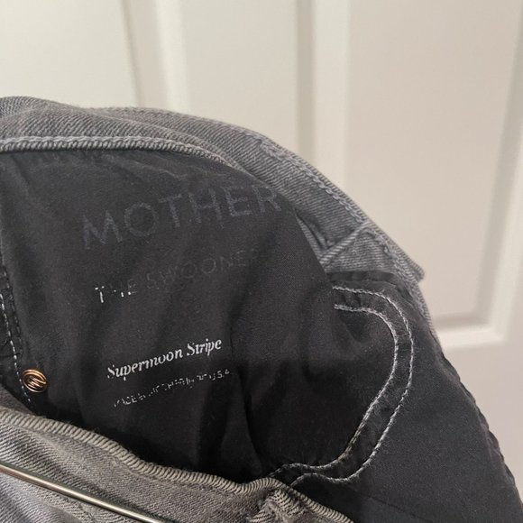 MOTHER Swooner Grey Supermoon Denim Skinny Jean - Picture 7 of 10